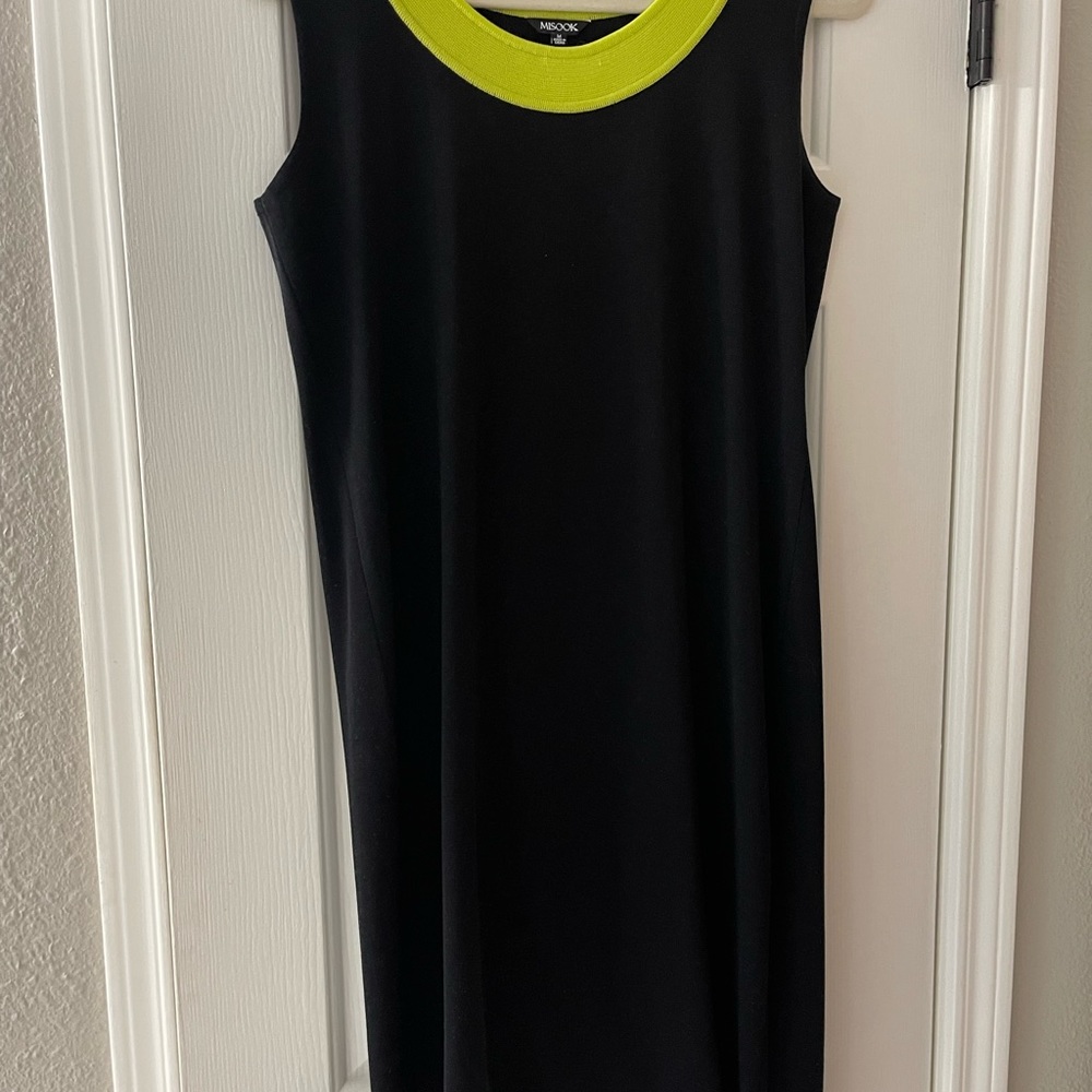 Mistook sheath black with chartreuse accent collar